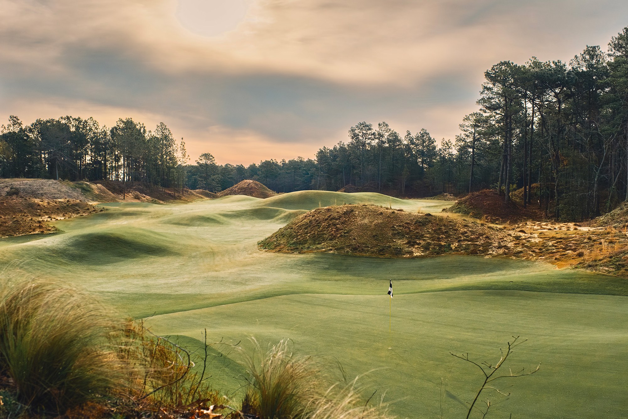 Pinehurst No. 10 First-Timer Guide: Guest-Only Access, Walking Reality, and the No-Hero Miss